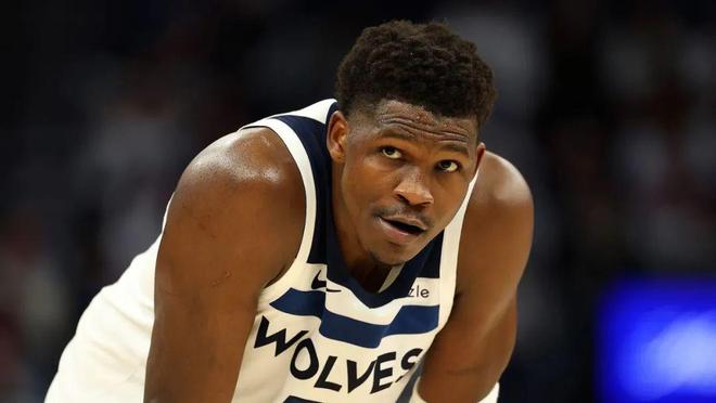 爱德华兹复出首秀出彩，山东泰山主场小胜密尔沃基雄鹿，豪取3连胜(翠华山旅游攻略)